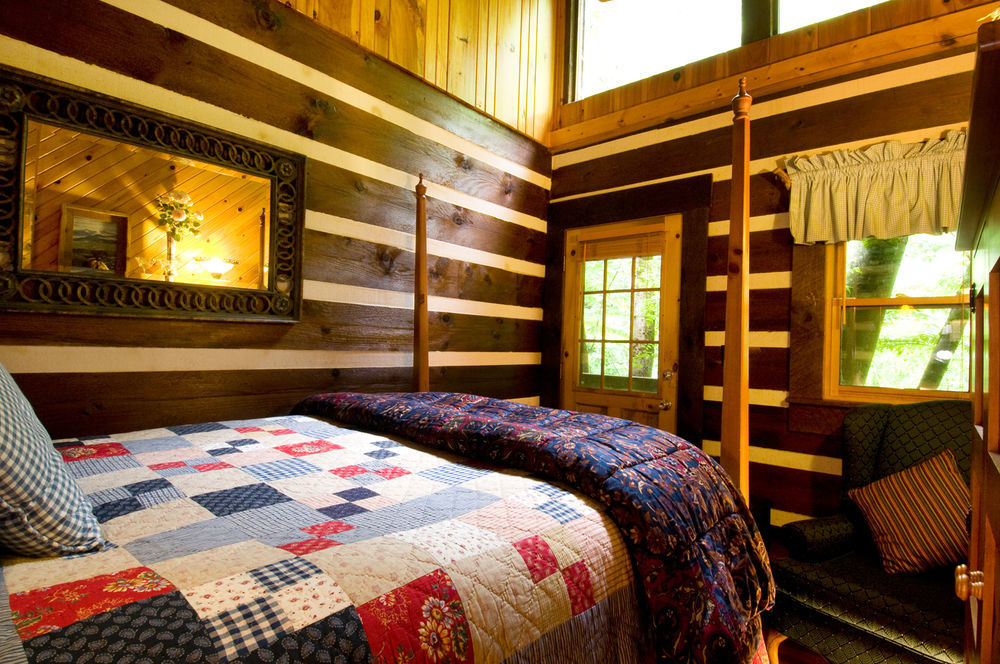 Creekwalk Inn And Cabins Cosby Exterior foto
